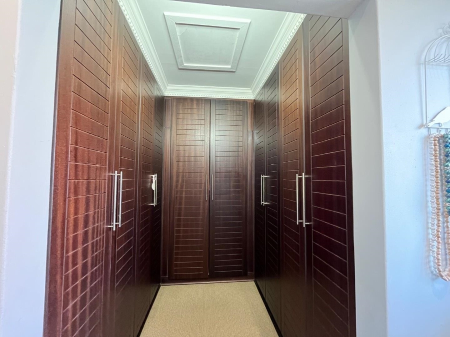 4 Bedroom Property for Sale in Woodland Hills Free State